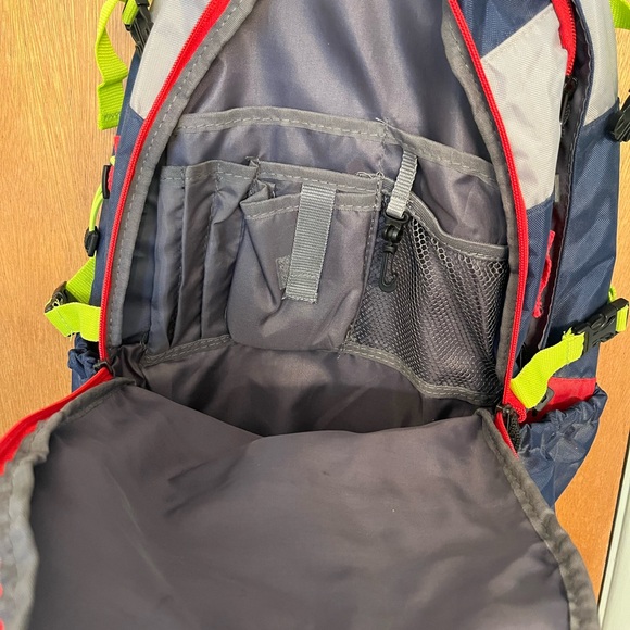 Multicolor Hiking Backpack - Picture 5 of 12